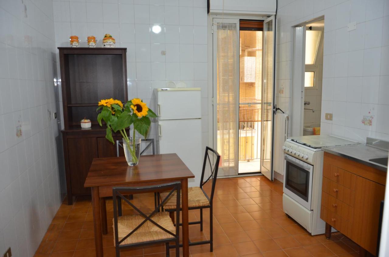 Artemide Apartment Bari Luaran gambar